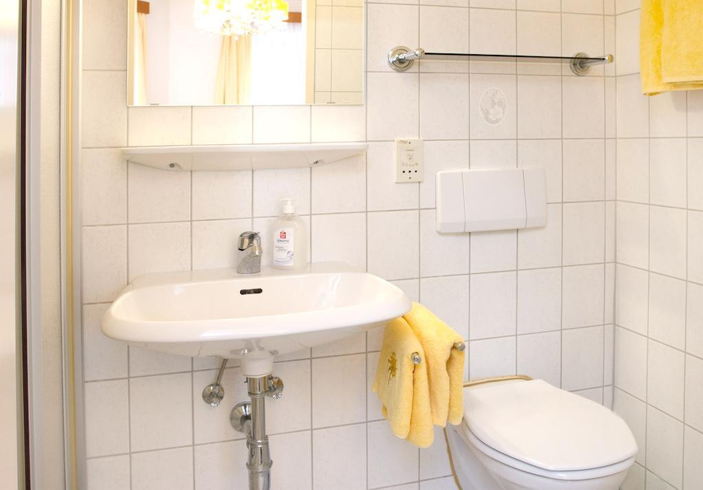 Hotel Zur Sonne Korneuburg Room photo